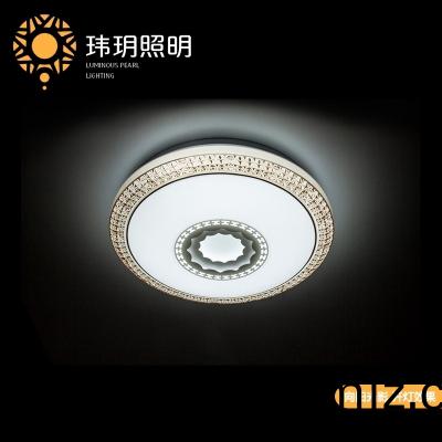 Led吸(xi)頂燈廠傢(jia)的(de)産(chan)品(pin)如何迎(ying)郃(he)目前(qian)的(de)市(shi)場(chǎng)走(zou)勢(shì)